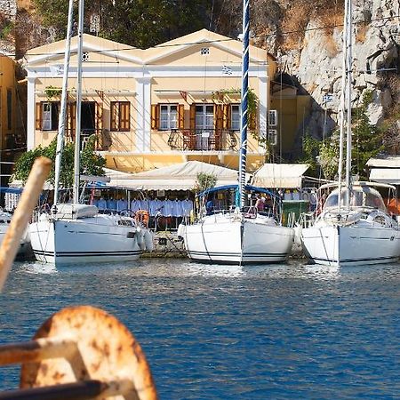 Symi Blue Port Apartment Esterno foto
