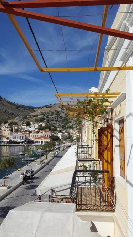 Symi Blue Port Apartment Esterno foto